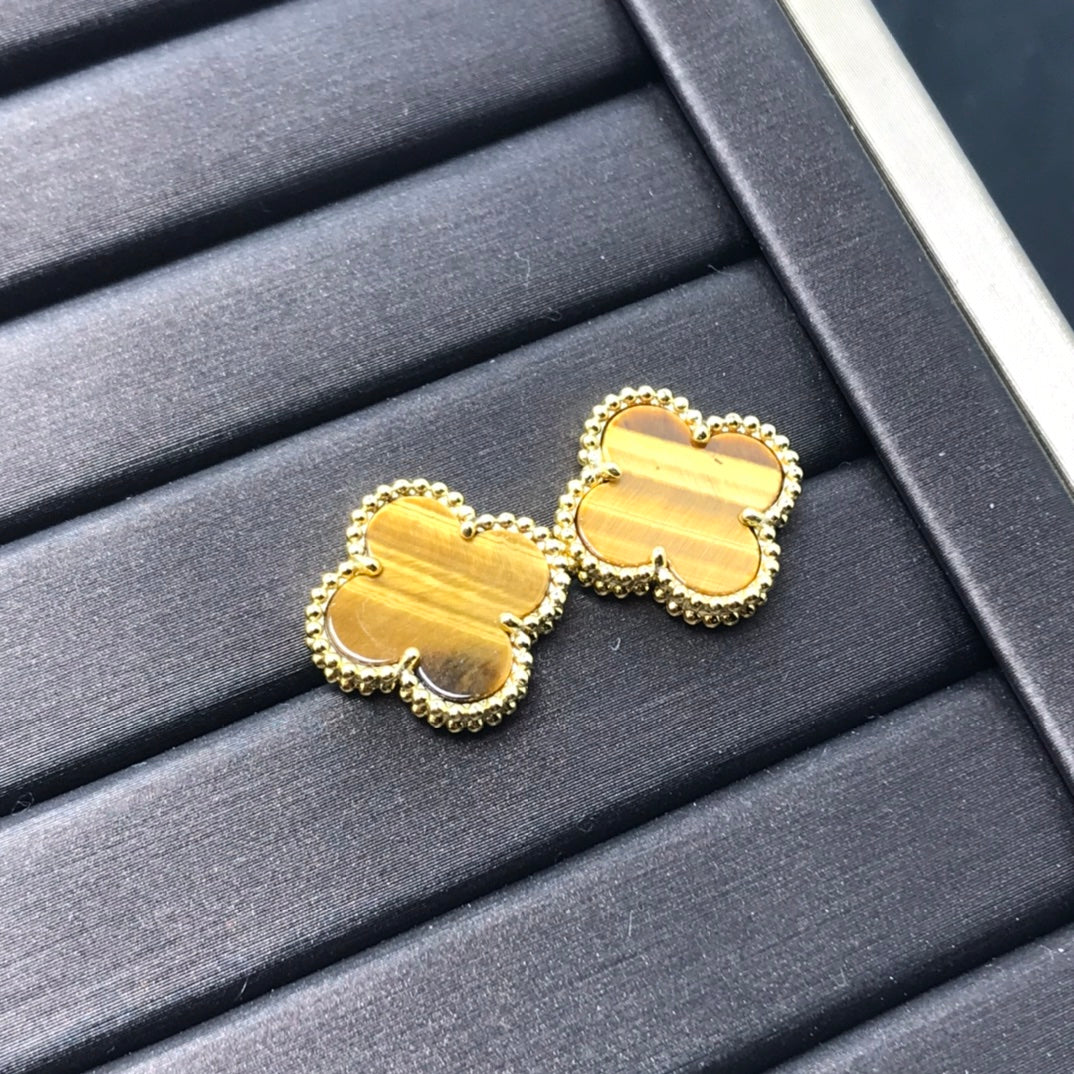 Mystic CLOVER MEDIUM 1 MOTIFS TIGER EYE EARRINGS