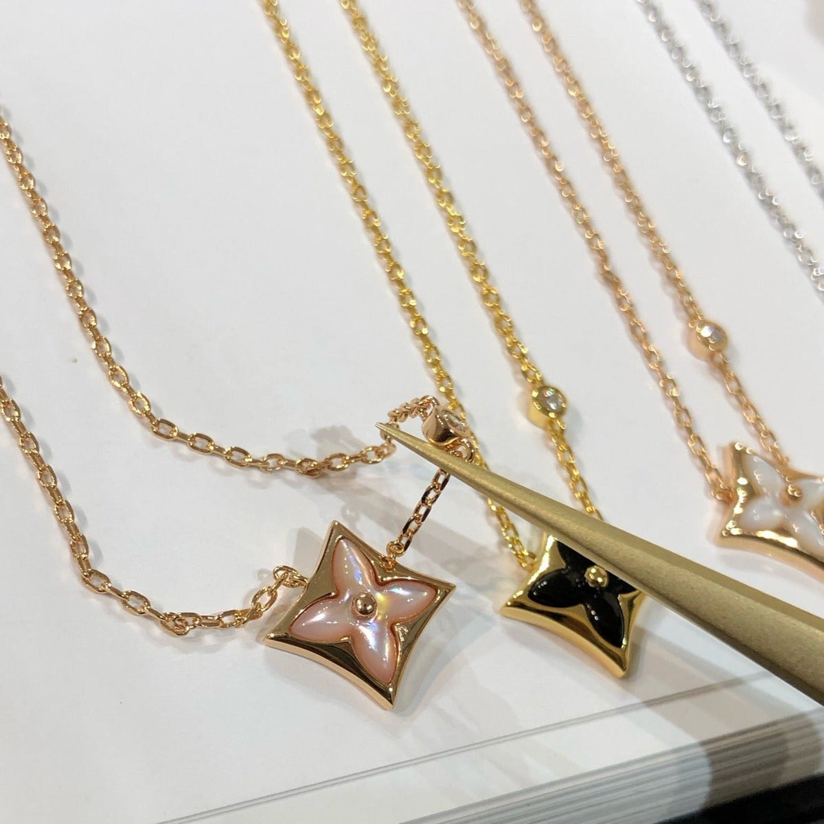 Mystic STAR BLACK MOP NECKLACE