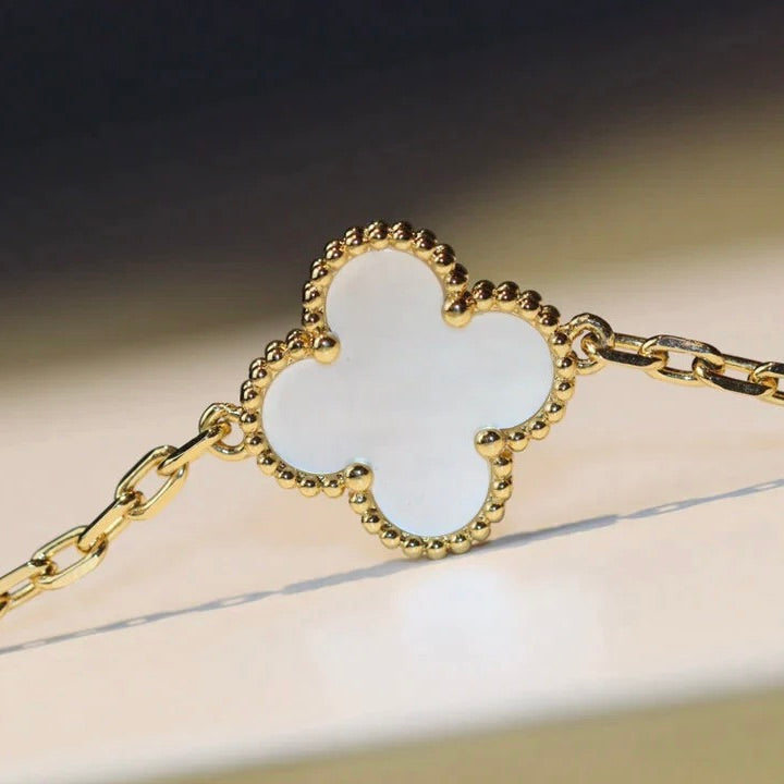 Mystic CLOVER 20 MOTIFS WHITE MOP NECKLACE