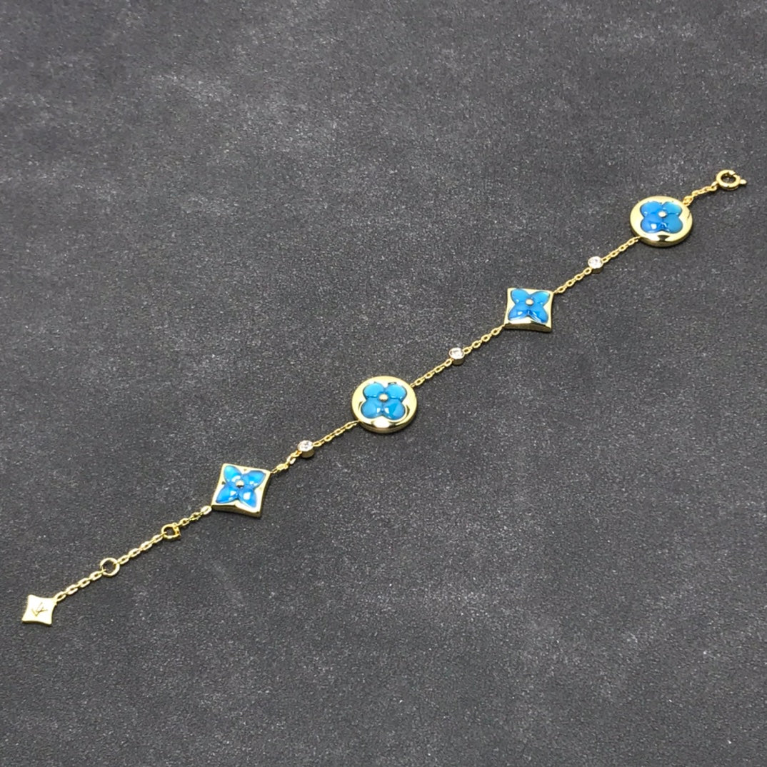 Mystic STAR AND SUN TURQUOISE 4 MOTIFS 3 DIAMONDS