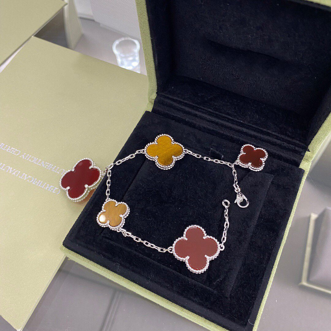 Mystic CLOVER 5 MOTIFS SIVLER CARNELIAN TIGER EYE BRACELET