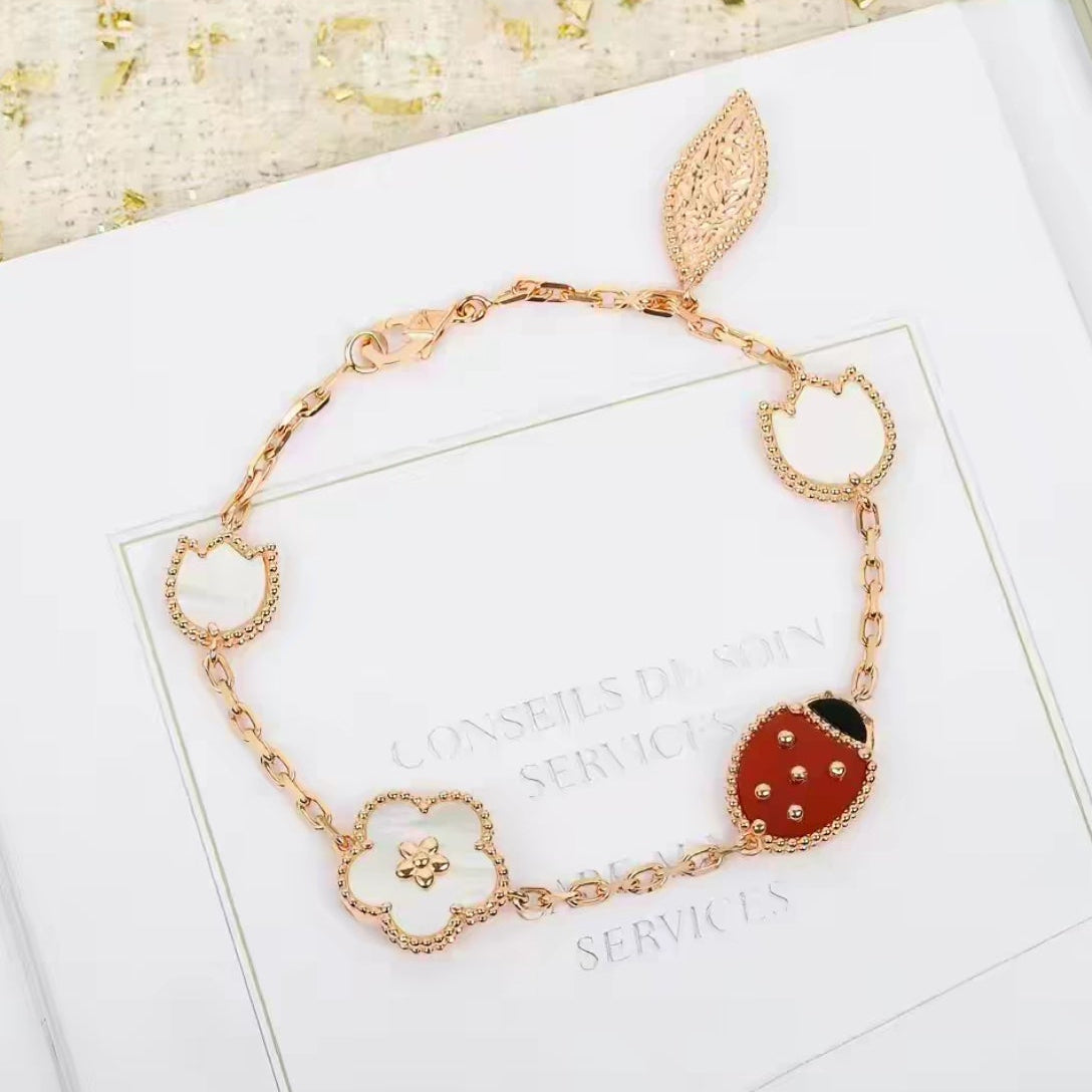 Mystic LUCKY SPRING 5 MOTIF BRACELET