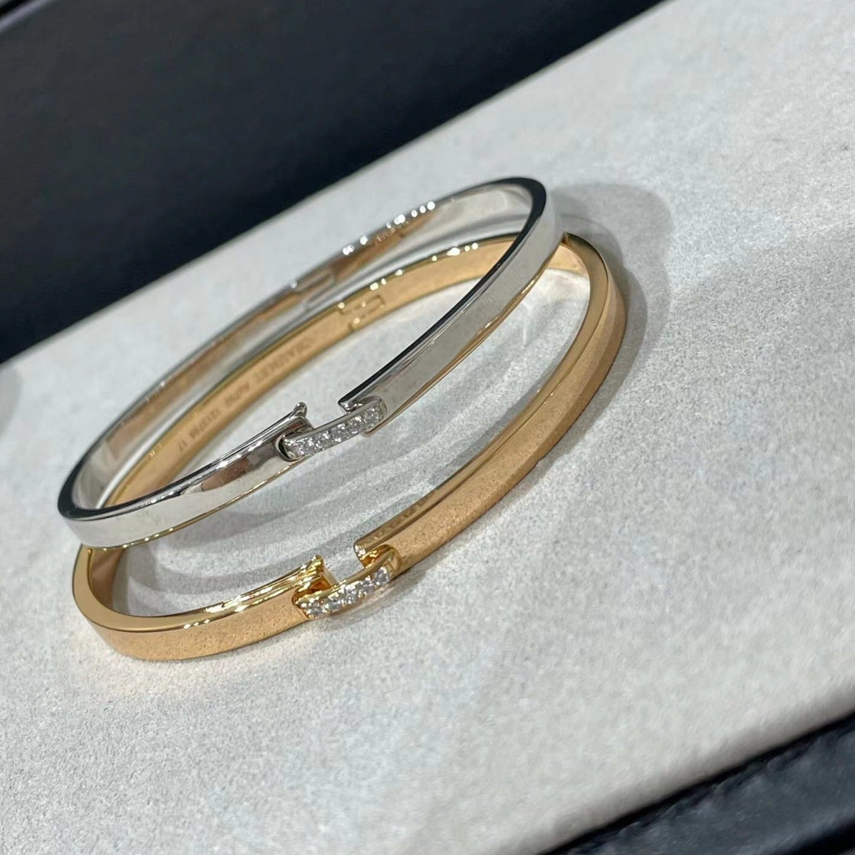 Mystic LIENS EVIDENCE DIAMOND BRACELET