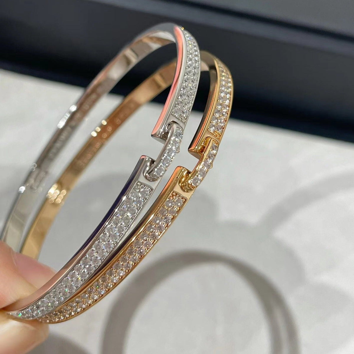 Mystic LIENS VIDENCE DIAMOND PAVED BRACELET