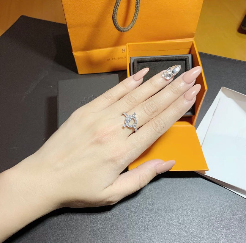Mystic ECHAPPEE RING SILVER DIAMOND