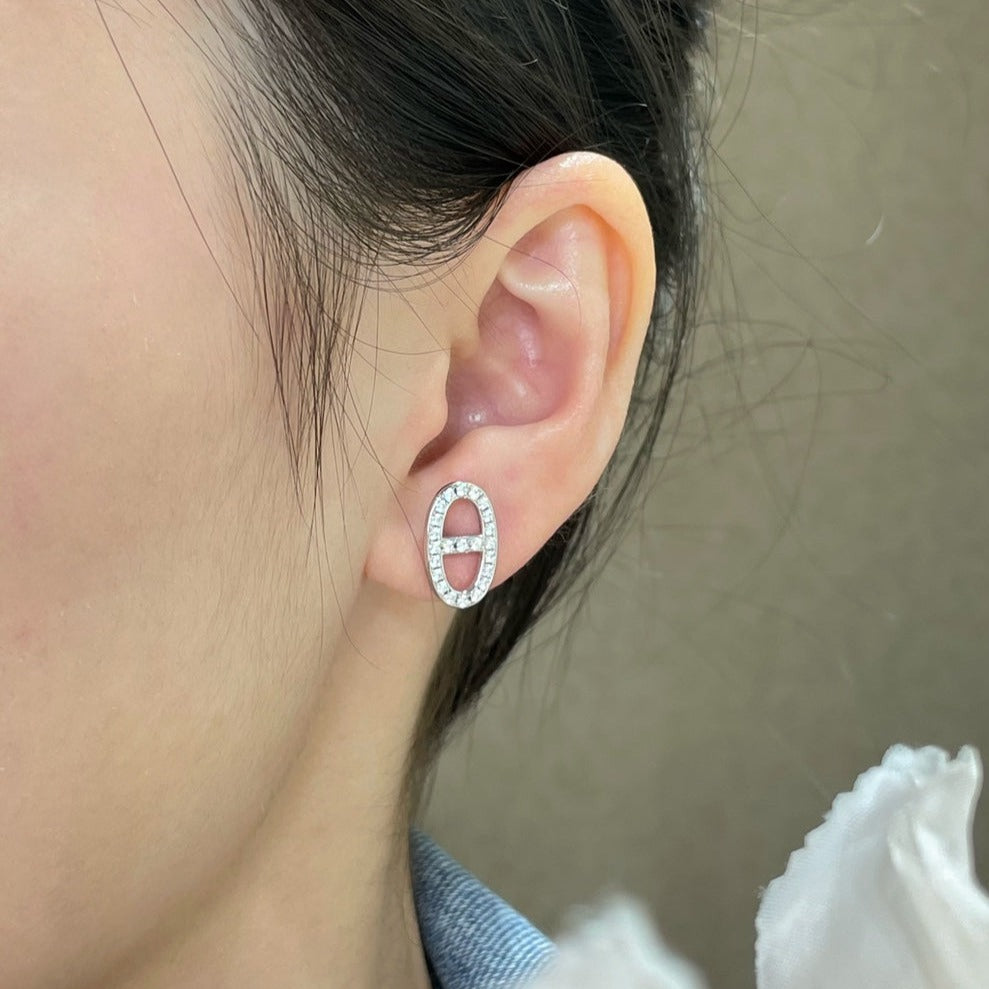 Mystic HM FULL DIAMOND PIG NOSE STUD EARRINGS