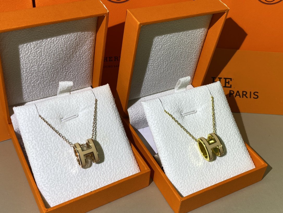 Mystic HM CLIC YELLOW ENAMEL GOLD NECKLACE