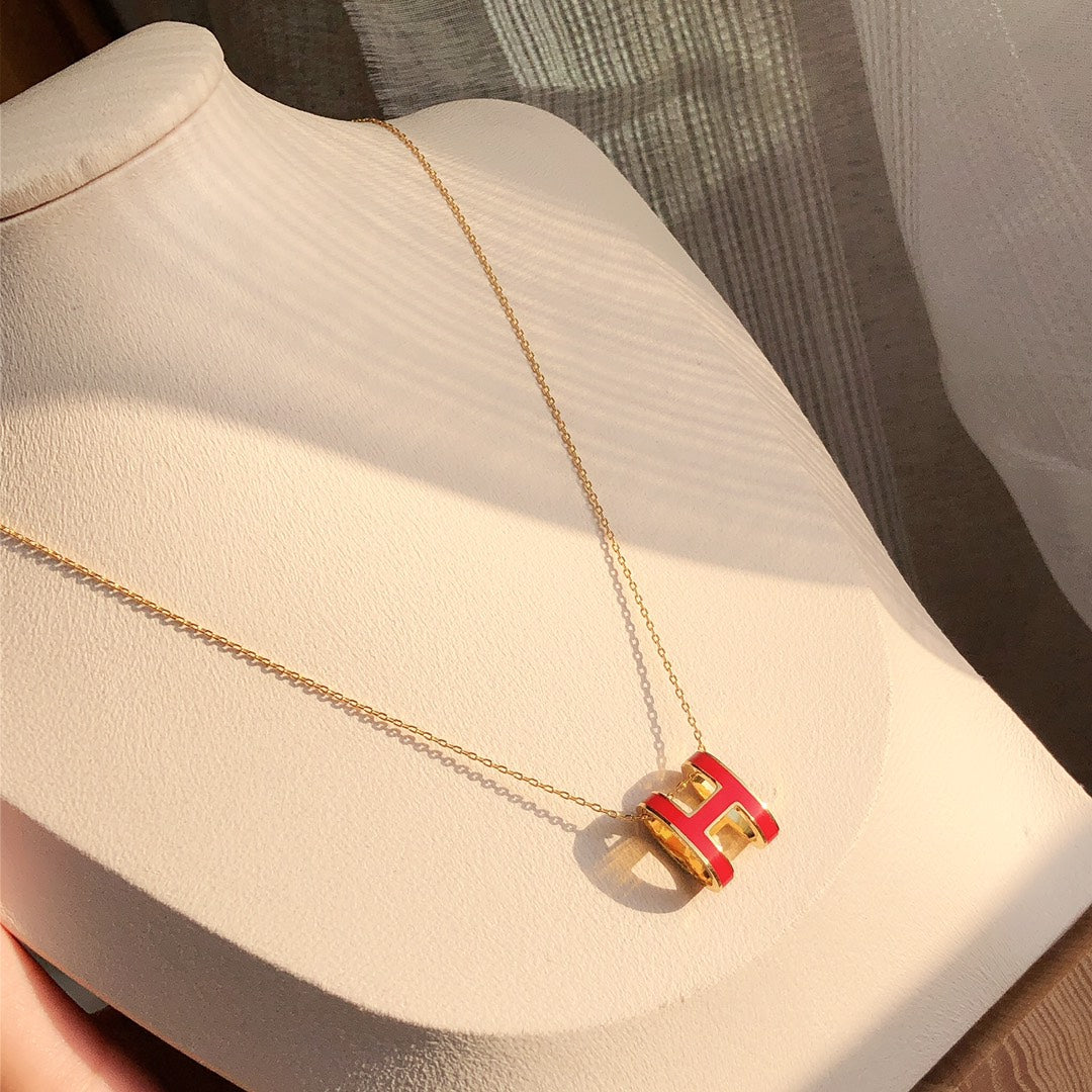 Mystic HM CLIC RED ENAMEL GOLD NECKLACE