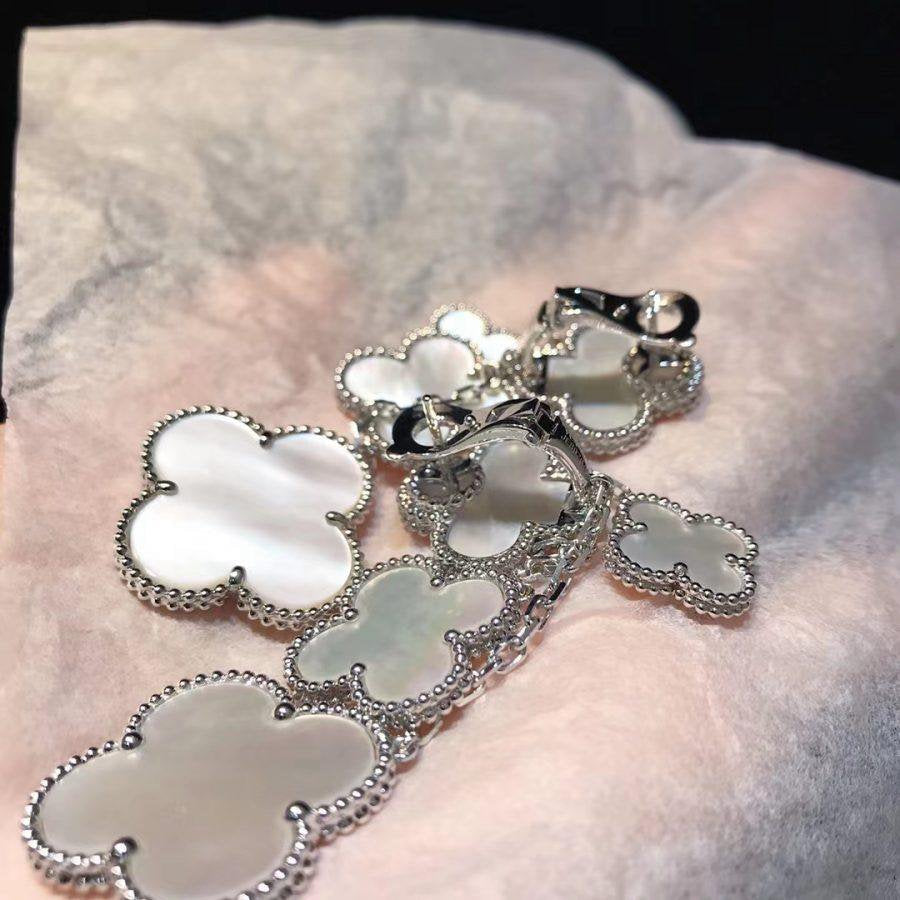 Mystic CLOVER EARRINGS WHITE MOP 4 MOTIFS SILVER