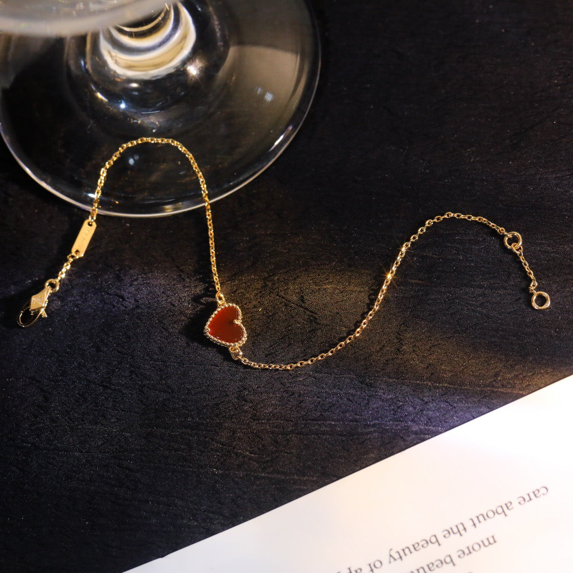 Mystic HEART-SHAPED  CARNELIAN SINGLE FLOWER BRACELET