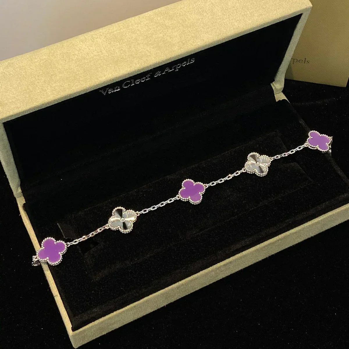 [Mystic ]New  CLOVER 5 MOTIF VIOLET BRACELET COLLECTION