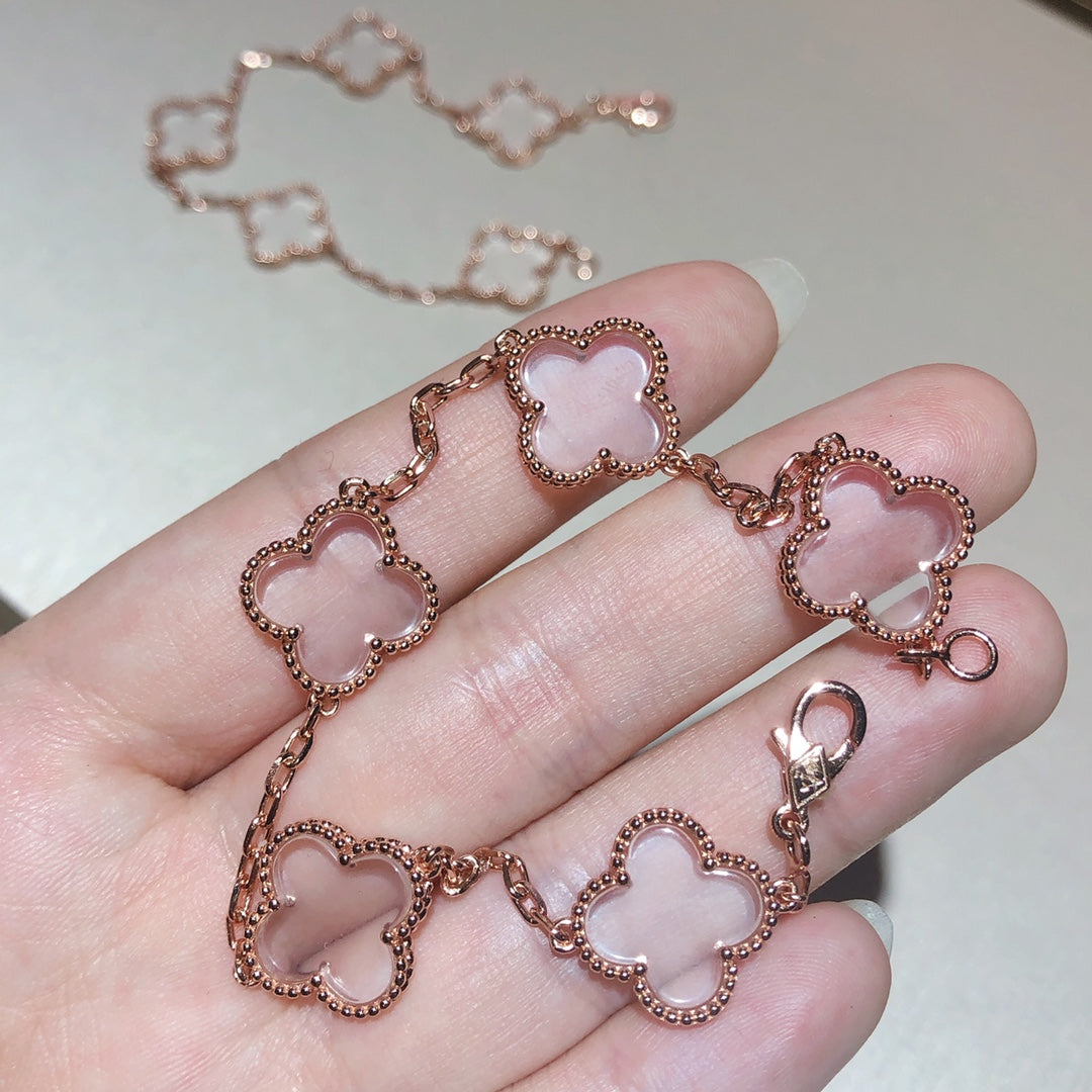 [Mystic ]New CLOVER 5 MOTIF ROCK CRYSTAL BRACELET