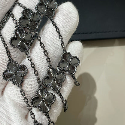 [Mystic ]New CLOVER 5 MOTIF BLACK BRACELET