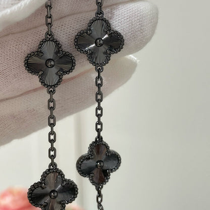 [Mystic ]New CLOVER 5 MOTIF BLACK BRACELET