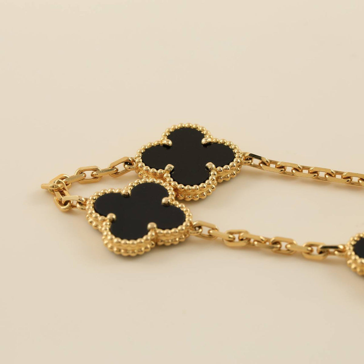 [Mystic ]New CLOVER 5 MOTIF ONYXS BRACELET COLLECTION