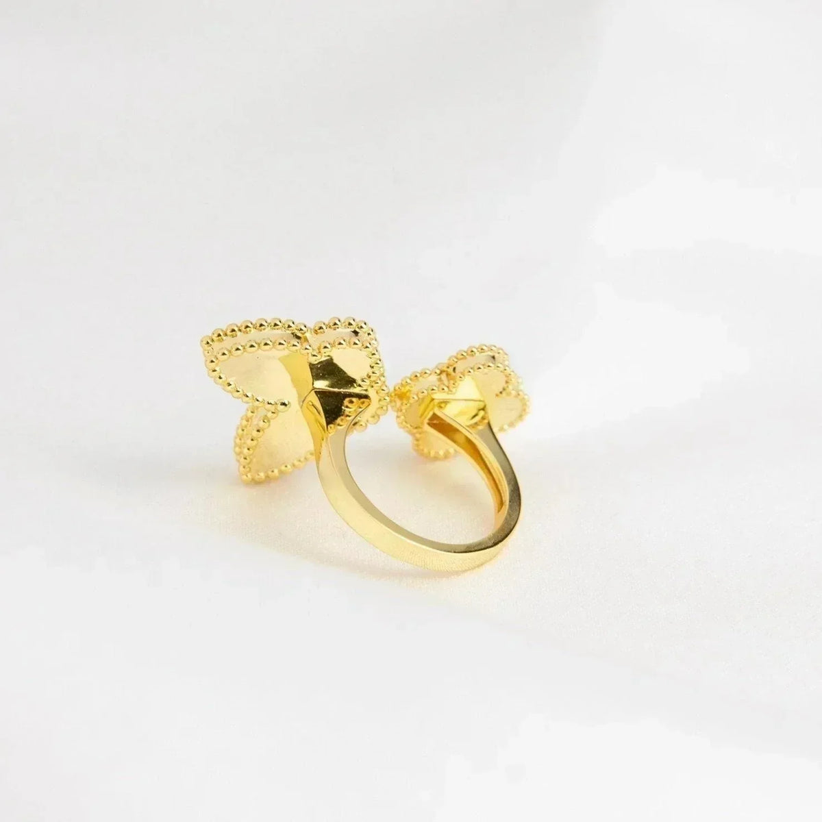 Mystic LUCKY BETWEEN THE FINGER RING