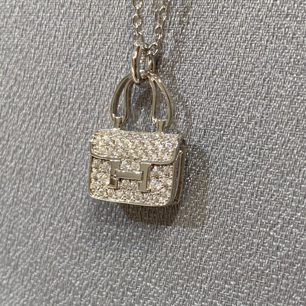 Mystic CONSTANCE PEDANT DIAMOND NECKLACE