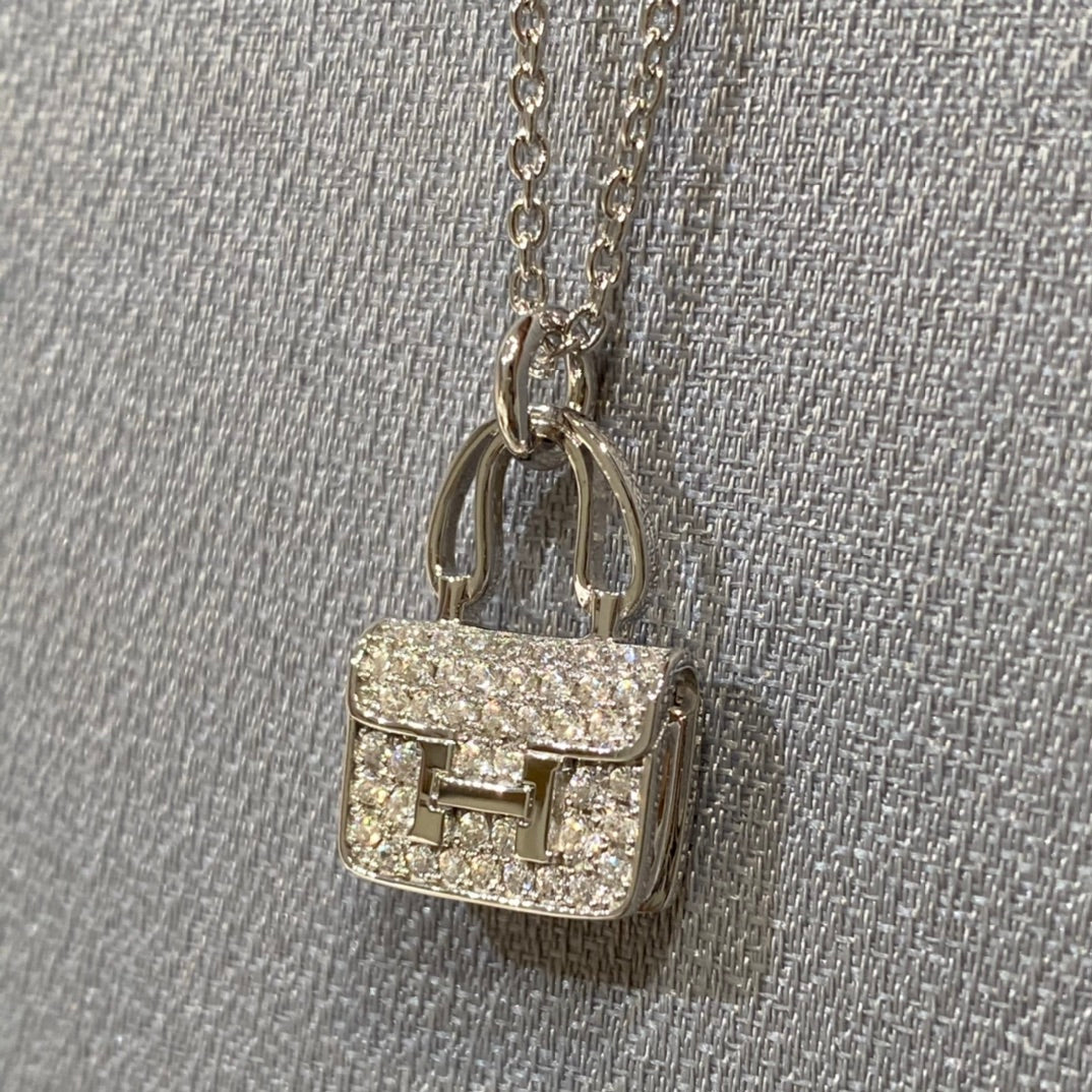 Mystic CONSTANCE PEDANT DIAMOND NECKLACE