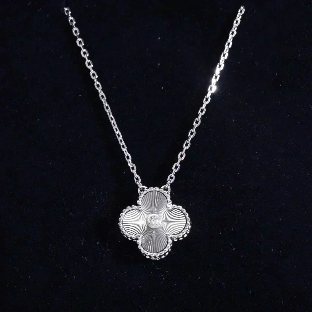 Mystic CLOVER  15MM DIAMOND LASER NECKLACE SILVER