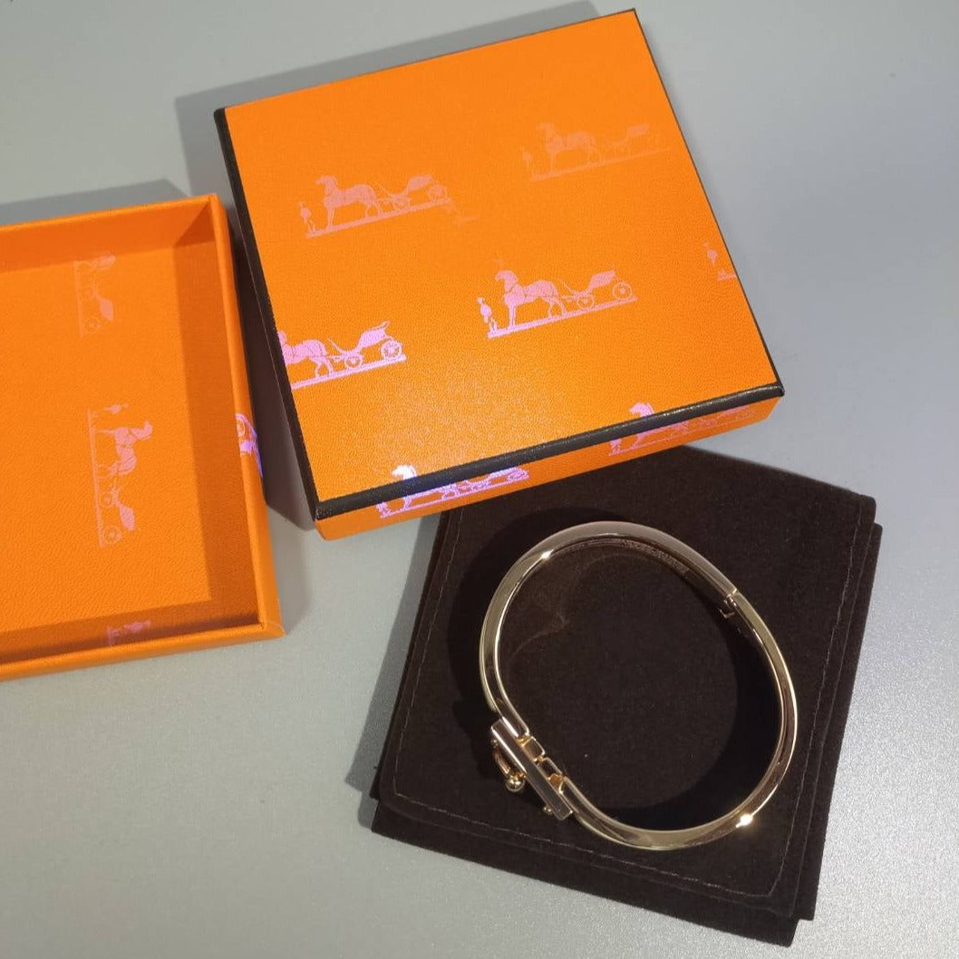 Mystic H GREY BRACELET