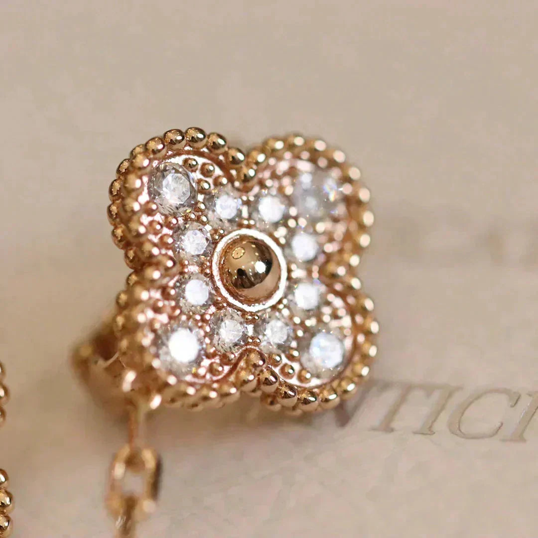 Mystic CLOVER MEDIUM 1 MOTIFS FUll DIAMOND EARRINGS