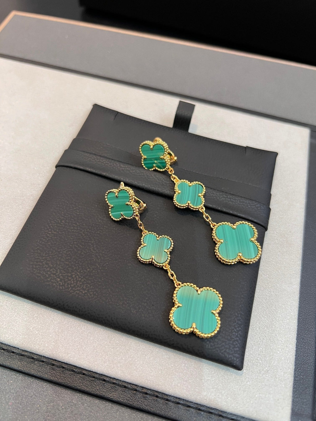 Mystic CLOVER MALACHITE 3 MOTIFS GOLD
