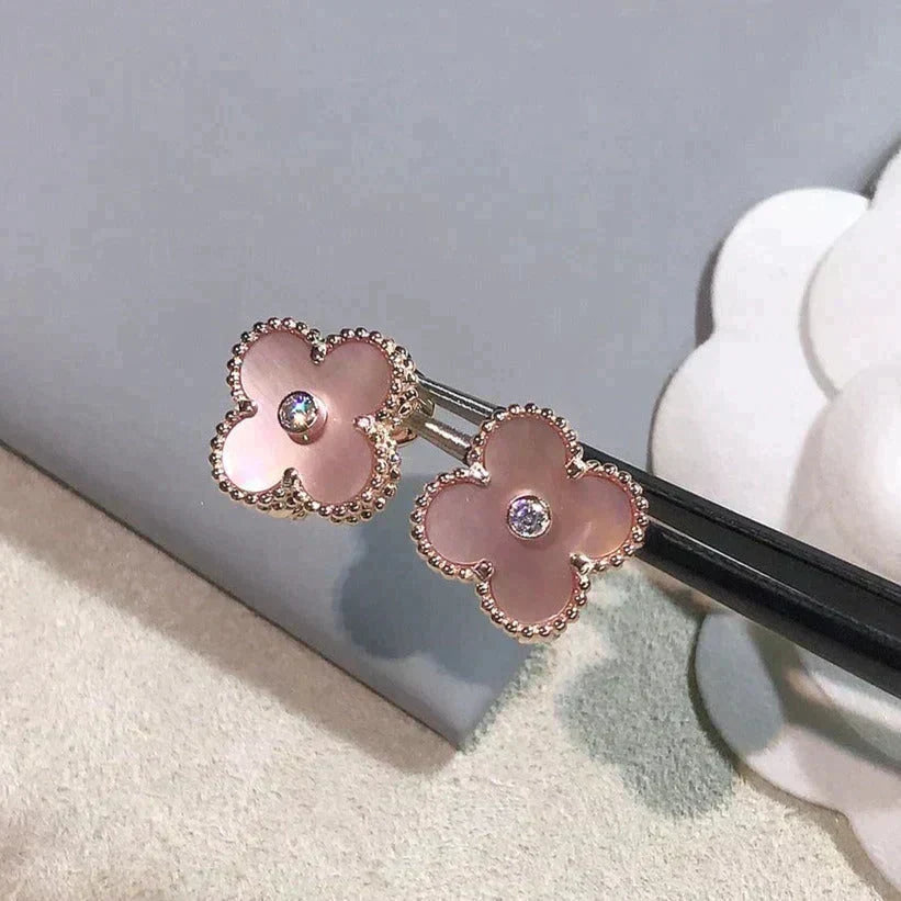 Mystic CLOVER MEDIUM 1 MOTIFS  PINK MOP DIAMOND EARRINGS
