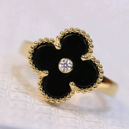 Mystic CLOVER ONYX RING GOLD DIAMOND