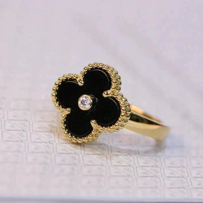 Mystic CLOVER ONYX RING GOLD DIAMOND