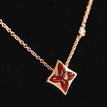 Mystic STAR NECKLACE PINK GOLD 1 DIAMOND