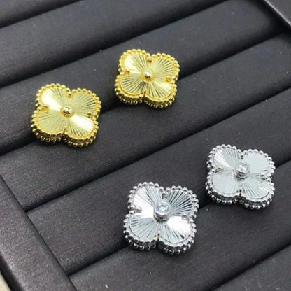 Mystic CLOVER MINI 9.5MM LASER EARRINGS