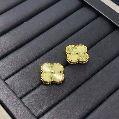 Mystic CLOVER MINI 9.5MM LASER EARRINGS