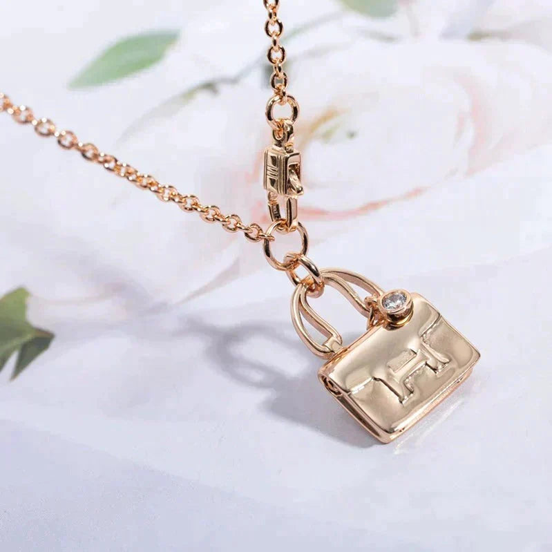 Mystic AMULETTE PEDANT ROSE GOLD NECKLACE