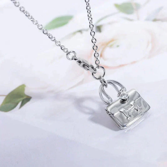 Mystic AMULETTE PEDANT SILVER NECKLACE