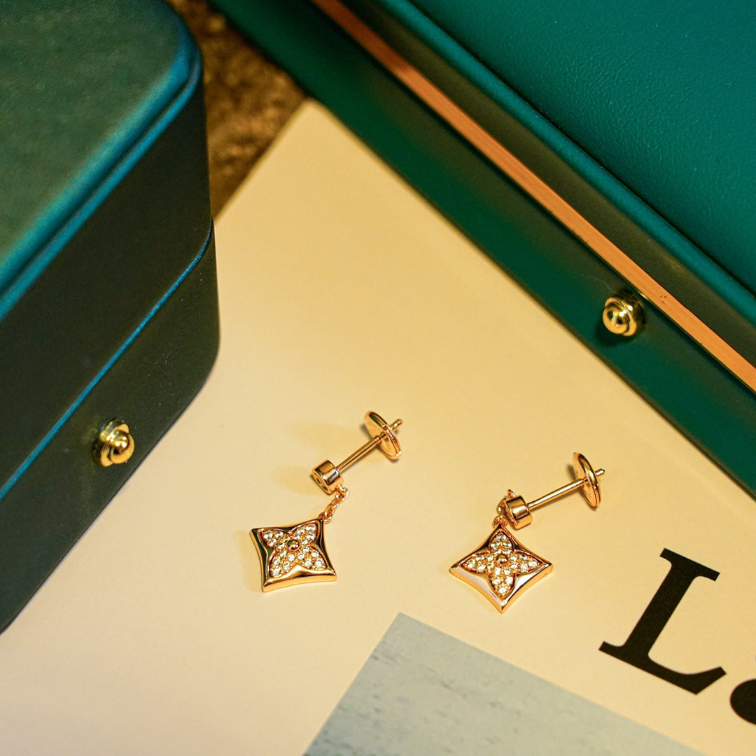 Mystic STAR DIAMONDS EARRINGS GOLD