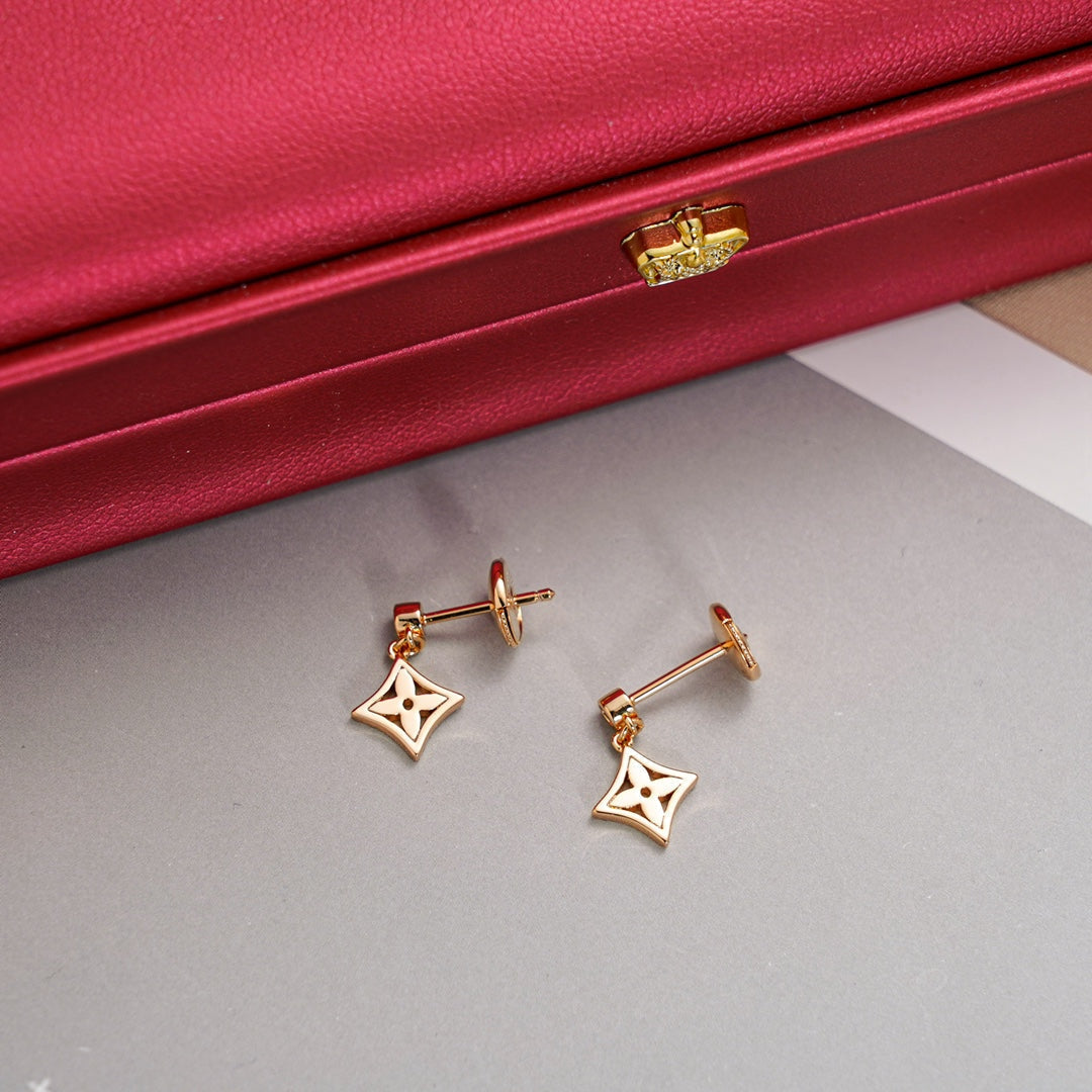 Mystic STAR EARRINGS GOLD