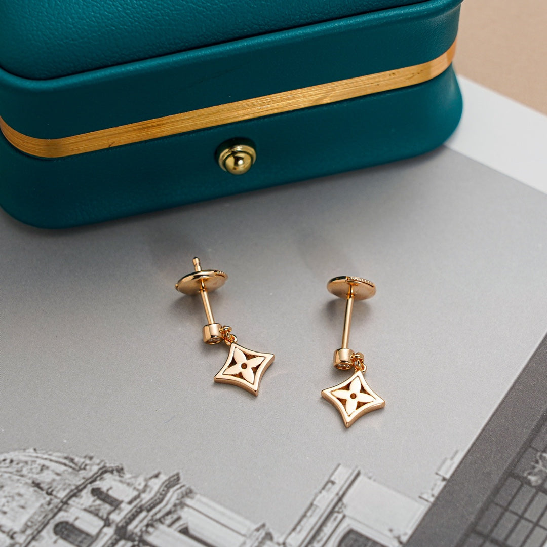 Mystic STAR EARRINGS GOLD