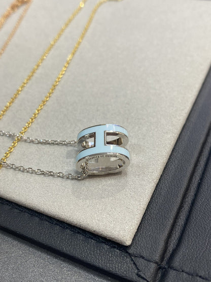 Mystic POP H LIGHT BLUE NECKLACE
