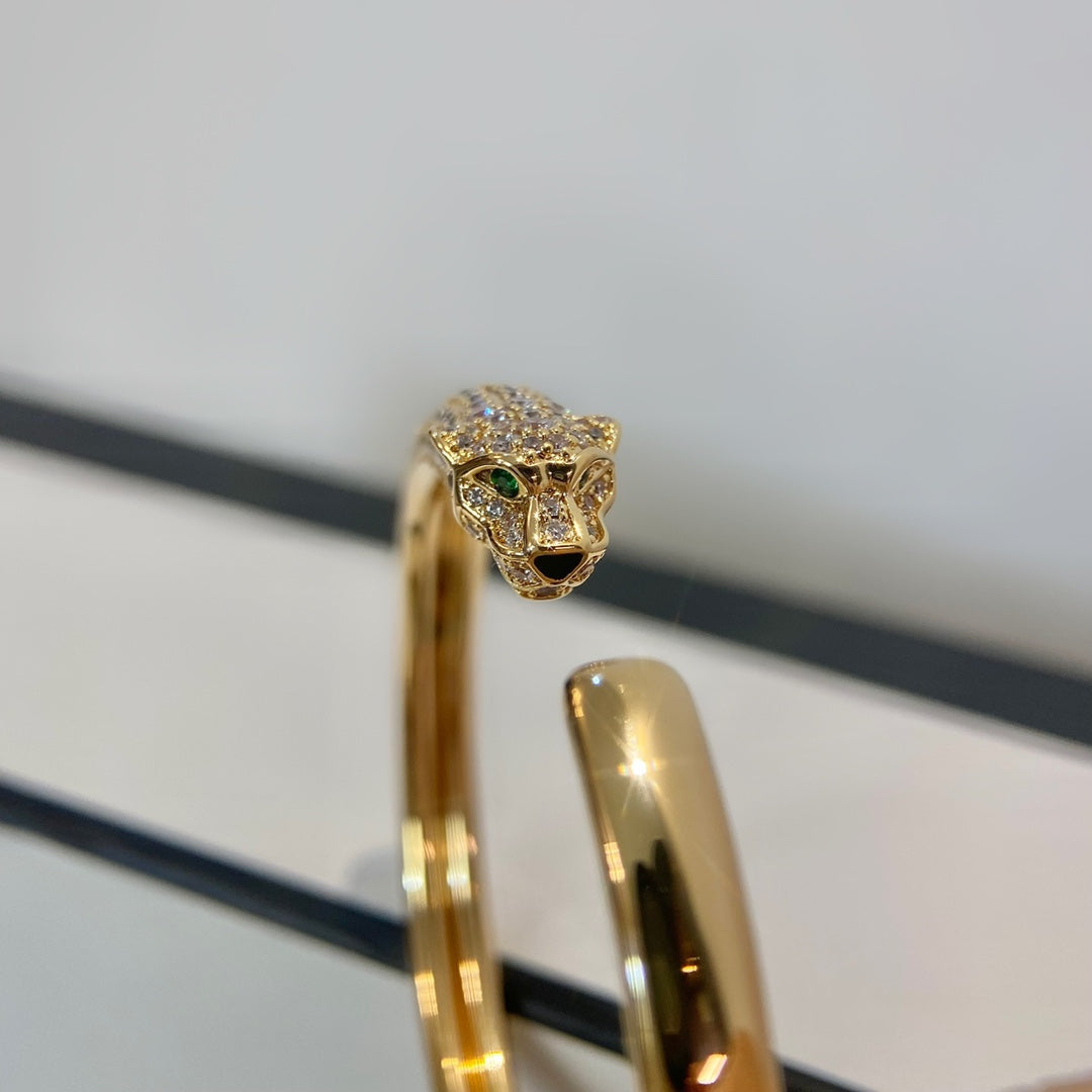 Mystic PANTHERE GOLD DIAMOND OPEN BRACELET