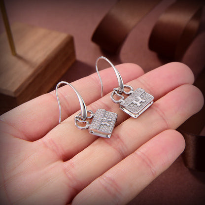 Mystic KELLY DIAMOND EARRINGS