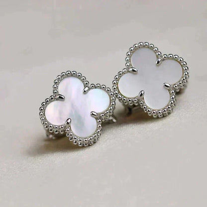 Mystic CLOVER MEDIUM 1 MOTIFS  WHITE MOP EARRINGS SILVER