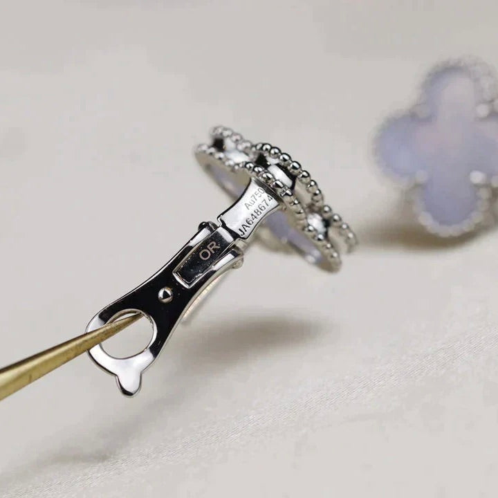 Mystic CLOVER MEDIUM 1 MOTIFS  WHITE MOP EARRINGS SILVER