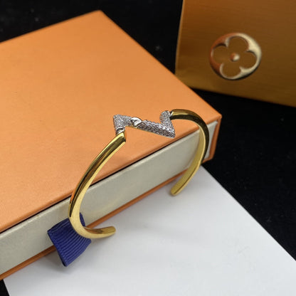 Mystic VOLTE UPSITE DOWN DIAMOND GOLD OPEN BRACELET
