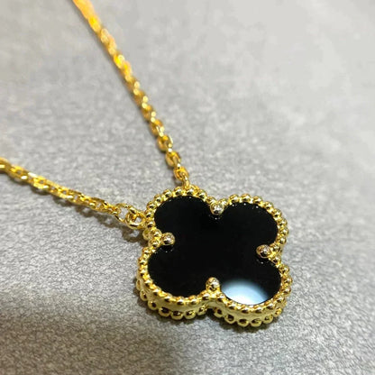 Mystic CLOVER 15MM BLACK ONYX SINGLE FLOWER NECKLACE