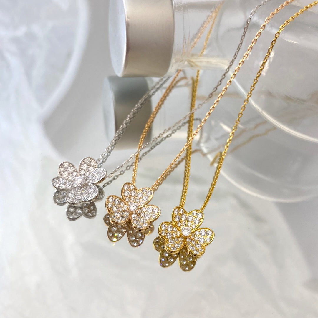 Mystic FLOWER DIAMOND NECKLACE