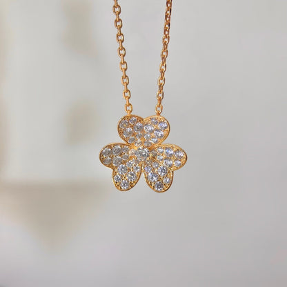 Mystic FLOWER DIAMOND NECKLACE