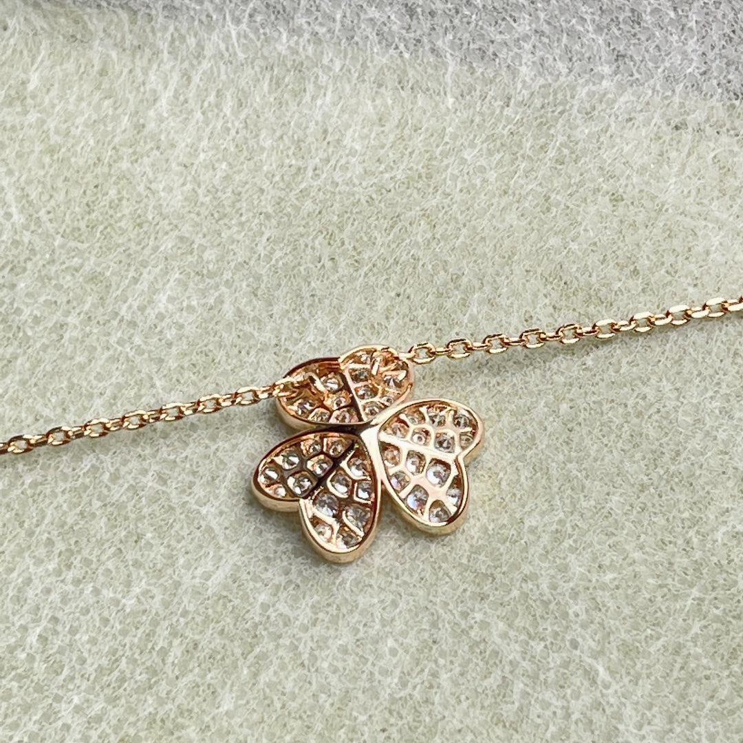 Mystic FLOWER DIAMOND NECKLACE