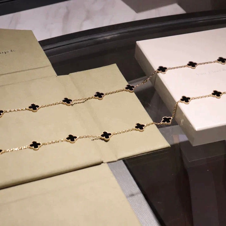 Mystic CLOVER 20 MOTIFS ONYX NECKLACE
