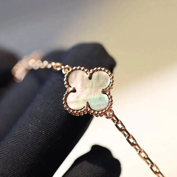 Mystic CLOVER 20 MOTIFS DARK MOP DIAMOND  NECKLACE