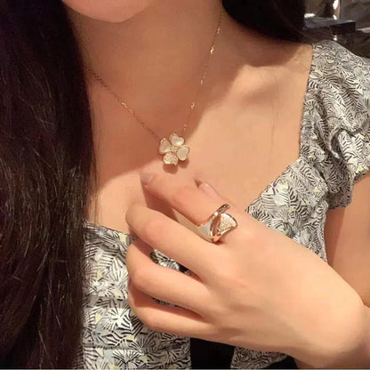 Mystic CLOVER MOP DIAMOND ROSE GOLD NECKLACE